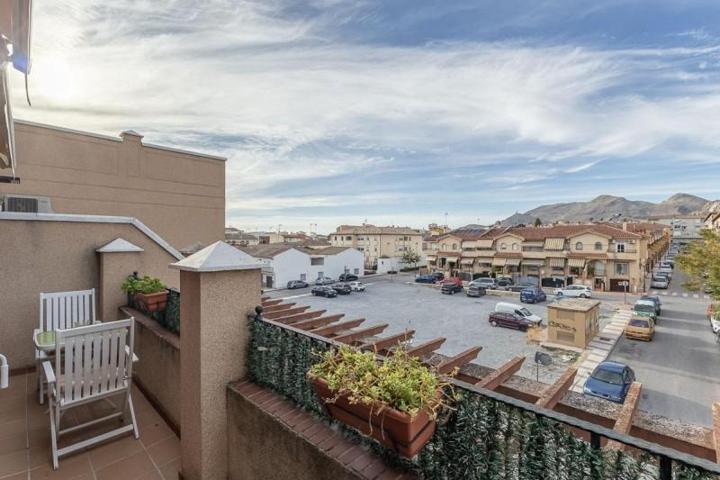 Piso en venta en Atarfe, Atarfe photo 0