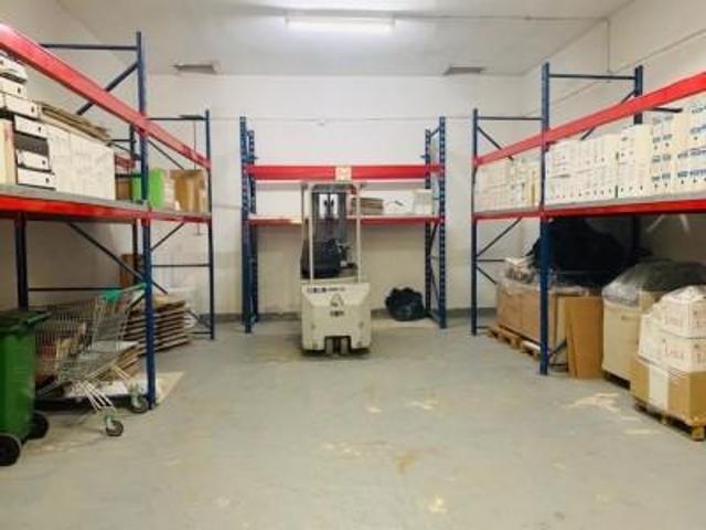 Nave industrial en venta en Vilafranca del Penedès, Espirall photo 0