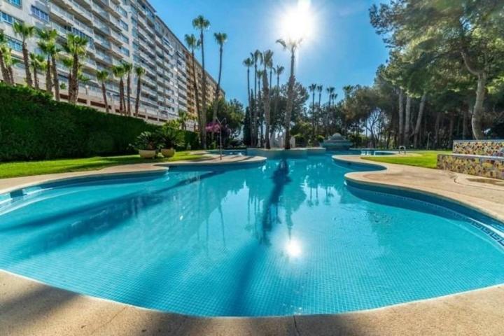 Apartamento en venta en Orihuela Costa, Altos de Campoamor photo 0