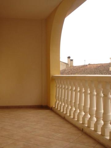 Adosada en venta en Castelló de Rugat, Centro photo 0