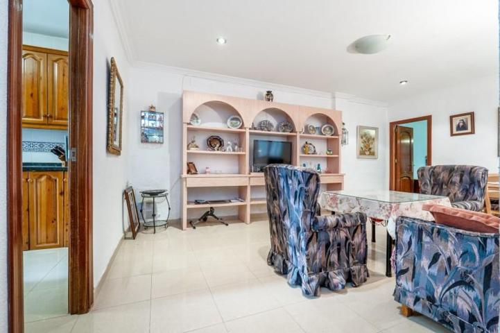 Piso en venta en Granada, Vergeles photo 0