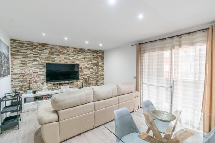 Piso en venta en Alhendín, Urb. Novosur photo 0