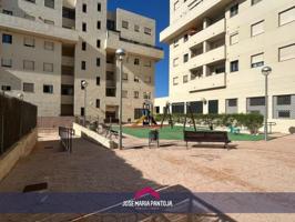 Piso en venta en Jerez de la Frontera, El Rocío - La Milagrosa photo 0