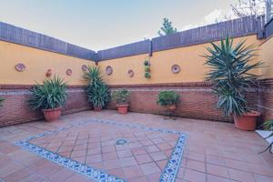 Adosada en venta en Las Gabias, HÍJAR photo 0