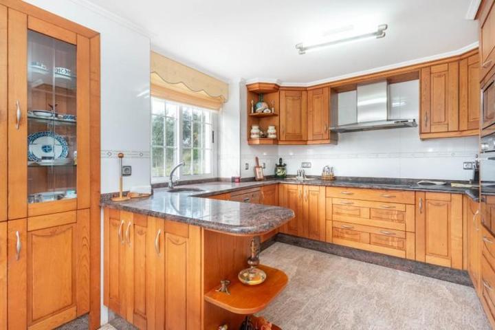 Casa con terreno en venta en Barreiros, Ria de foz photo 0