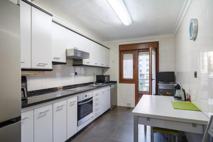 Piso en venta en Oviedo, Oviedo photo 0