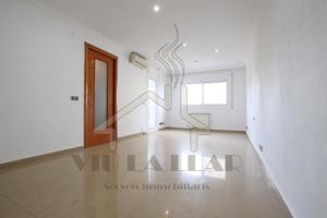 Piso en venta en Mataró, Rocablanca photo 0