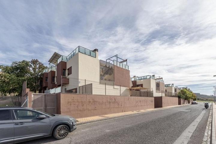 Adosada en venta en Jun, Urb. las calendulas photo 0