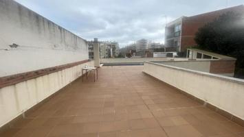 Piso en venta en Terrassa, Plaça del Mestre Serrat, 08225 photo 0