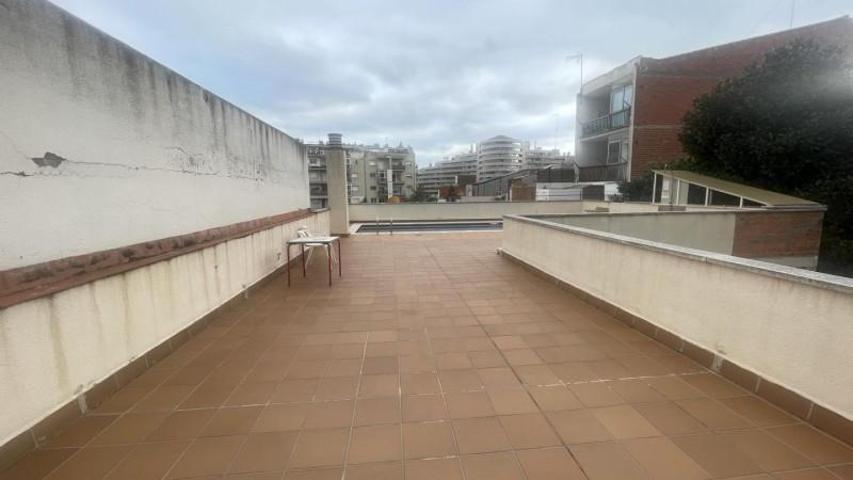 Piso en venta en Terrassa, Plaça del Mestre Serrat, 08225 photo 0