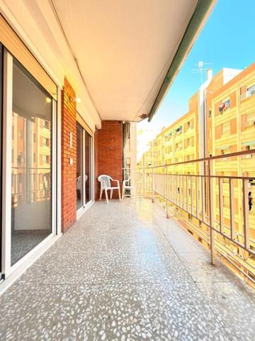 Apartamento en venta en Alicante, Raval Roig-Virgen del Socorro photo 0