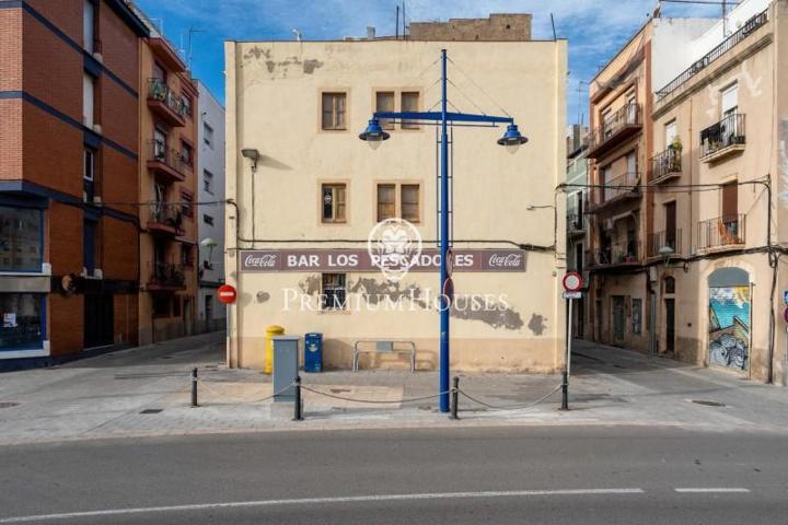 Edificio en venta en Tarragona, Nou Eixample Sud photo 0