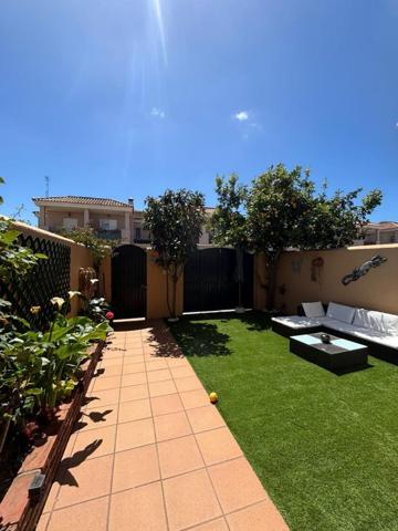 Casa en venta en Chiclana de la Frontera, El campito photo 0