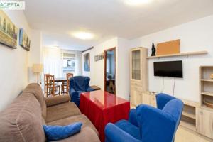 Piso en venta en Granada, Granada photo 0