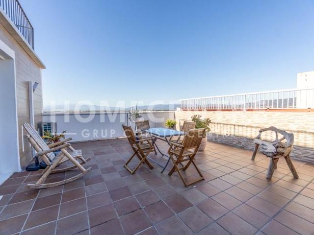 Apartamento en venta en Empuriabrava photo 0