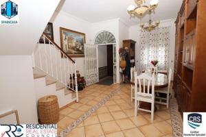 Chalet en venta en Moguer, Calle Alcalde Antonio Batista, 21800 photo 0