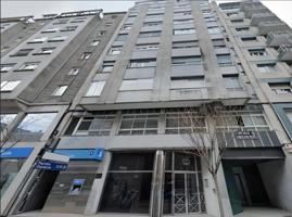 Piso en venta en Vigo, Corte Inglés photo 0