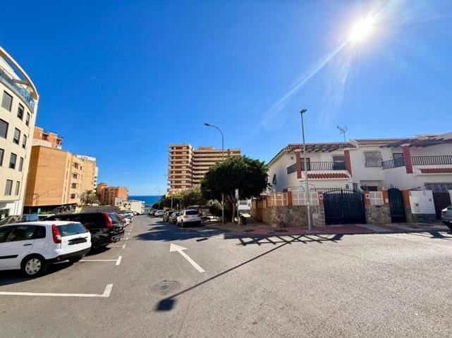 Adosada en venta en Roquetas de Mar, Puerto sur photo 0
