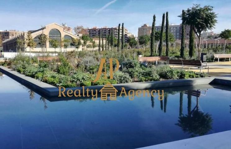 Piso en venta en Valencia, L´Hort de Senabre photo 0