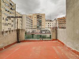 Piso en venta en Barcelona, Eixample photo 0