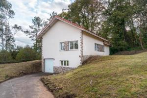 Chalet en venta en Siero, Pola de Siero photo 0