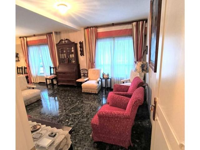 Piso en venta en Pontevedra, CENTRO photo 0