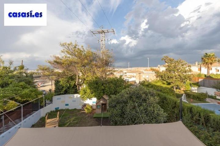 Chalet en venta en Ogíjares, Zona metropolitana photo 0