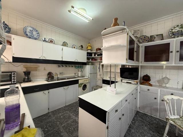 Casa en venta en Algeciras, Centro photo 0