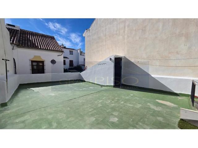 Casa en venta en Estepona photo 0
