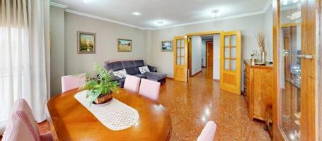 Piso en venta en Valencia, Playa de la Malvarrosa photo 0