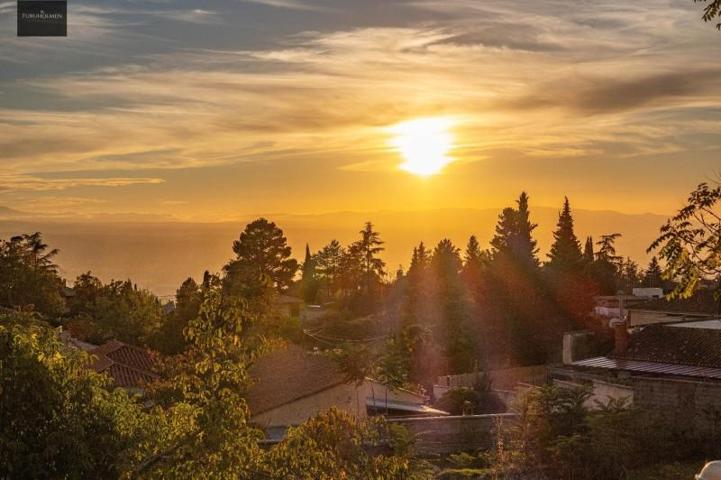 Local comercial en venta en Alfacar, Sierra de huetor y la alfaguara photo 0