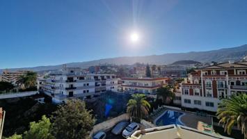 Aticos en venta en Puerto de la Cruz, Playa Jardín photo 0