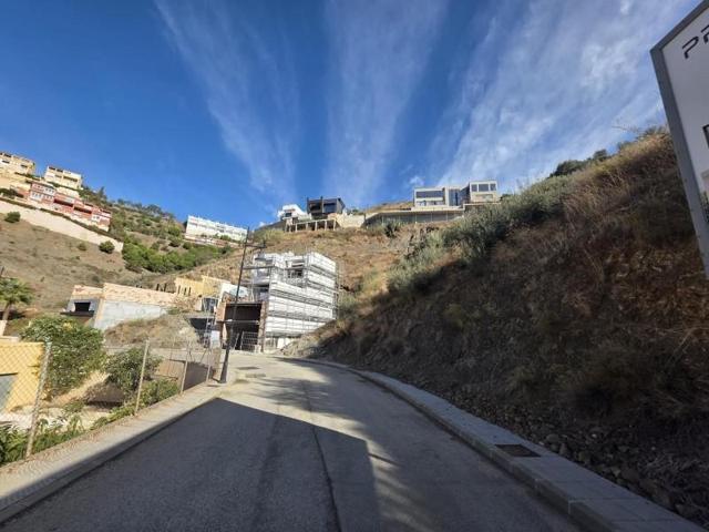 Terreno en venta en Torrox Costa, El Peñoncillo photo 0