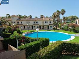 Adosada en venta en Rota, Costa Ballena Golf photo 0