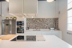 Casa en venta en Manresa, Plaça Catalunya photo 0