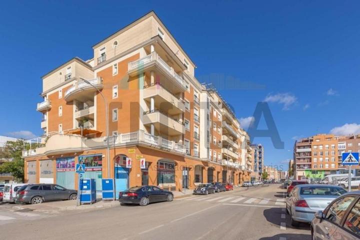 Atico Duplex en venta en Badajoz, Cerro del viento photo 0