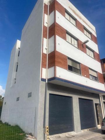 Edificio en venta en Sagunto, Avda de Abril - 9 de Octubre photo 0