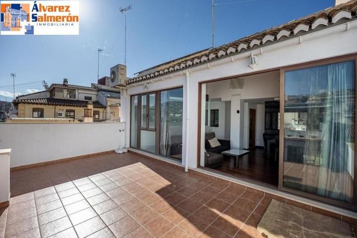 Piso en venta en Granada, Centro photo 0