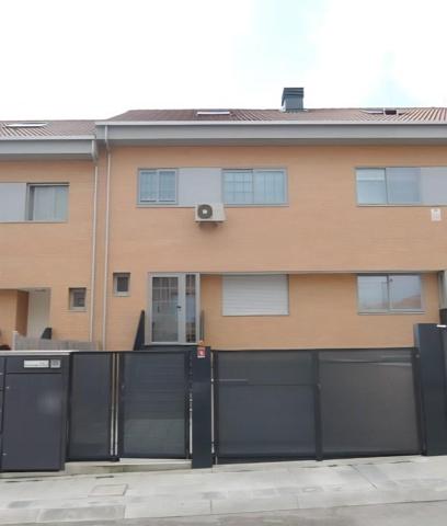 Adosada en venta en Villalbilla, EL Viso photo 0