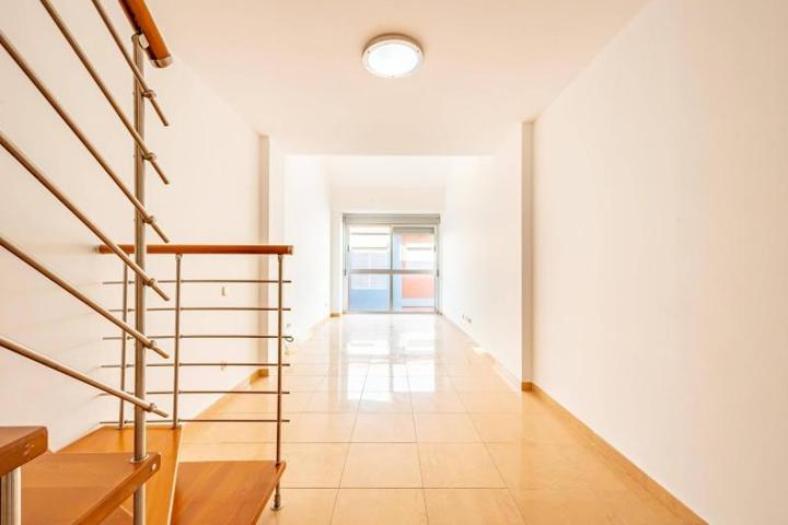 Atico Duplex en venta en Las Palmas de Gran Canaria, Santa Catalina photo 0