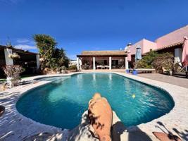 Casa con terreno en venta en Cártama, Diseminados photo 0