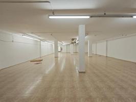 Local comercial en venta en Barcelona, Les Corts photo 0