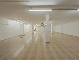 Local comercial en venta en Barcelona, Les Corts photo 0