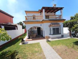 Chalet en venta en Chiclana de la Frontera, Sanctipetri photo 0