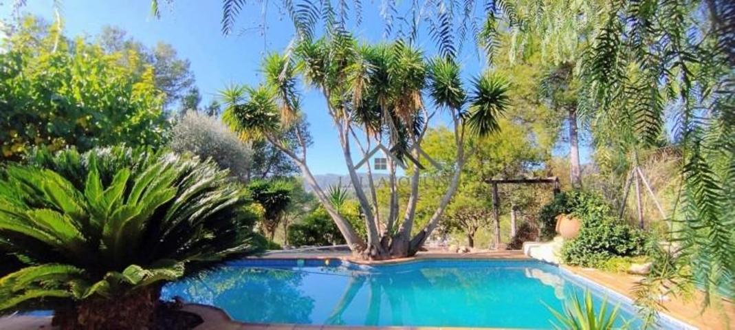 Casa en venta en Vallirana, Baix Llobregat Nord photo 0