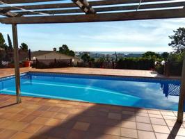 Casa en venta en Santa Susanna, Can torrent photo 0