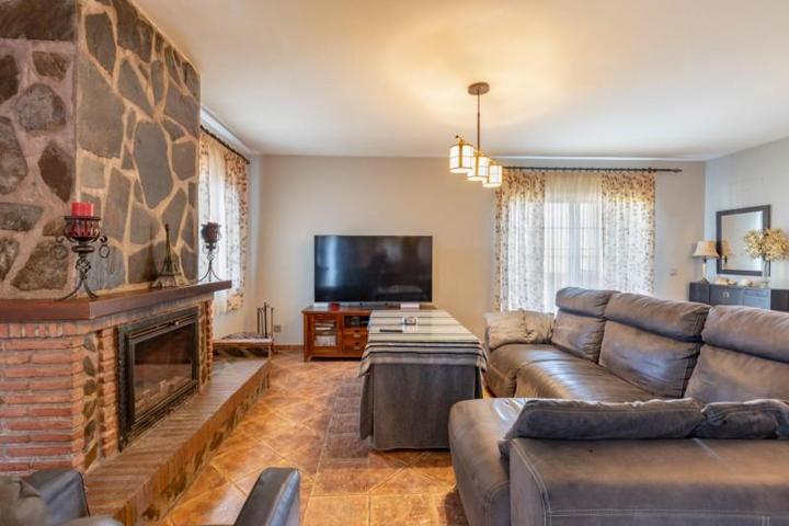 Chalet en venta en Almuñécar, ALMUÑÉCAR photo 0