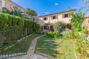 Adosada en venta en Santa Eugènia, Ses coves photo 0