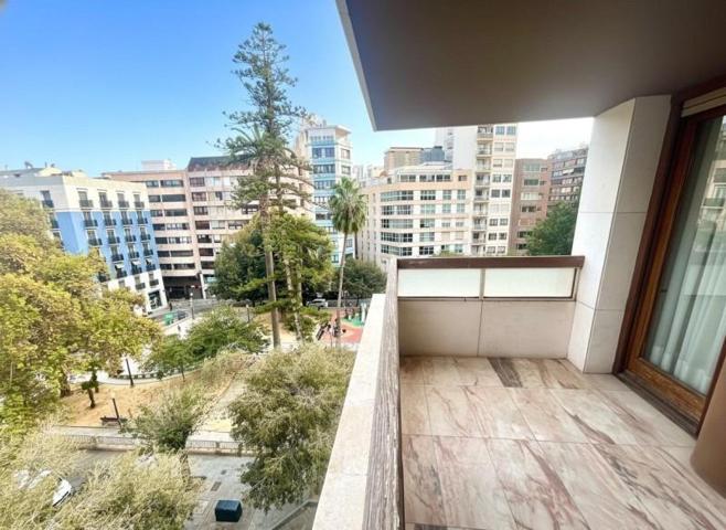 Piso en venta en Alicante, Centro photo 0