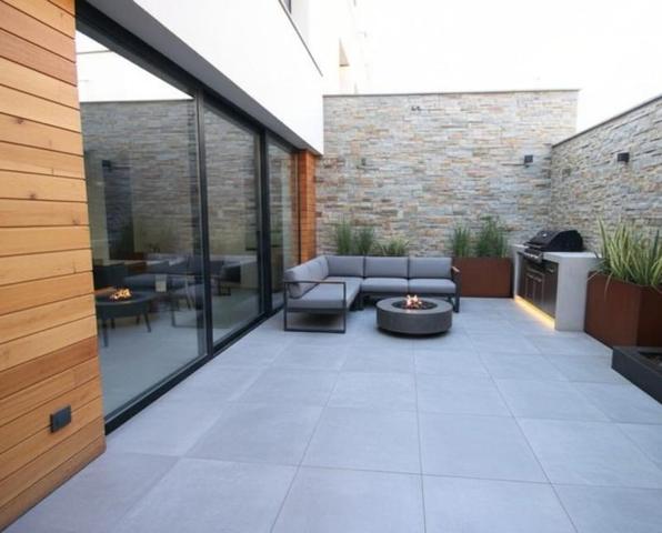 Casas de pueblo en venta en Barcelona photo 0